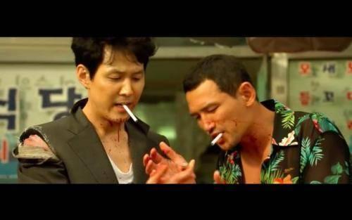 韩国电影新世界高清在线观看,揭开韩国犯罪电影的黑暗面  第1张